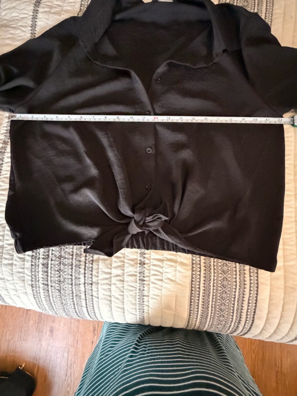 Simply Vera Vera Wang Black Button-Front Tie-Hem Blouse - Picture 5 of 5